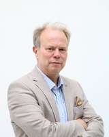 Harri Kivinen, hallinto- ja kehittämisjohtaja