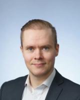 Yritysneuvoja Matias Holmqvist.