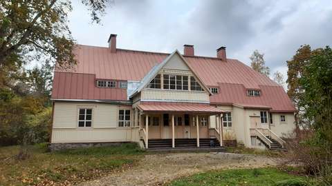 The manor house built in the early 1900s.