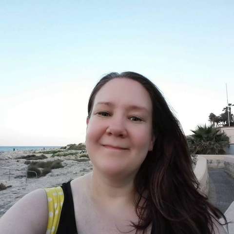 Satu rantakallioilla. 