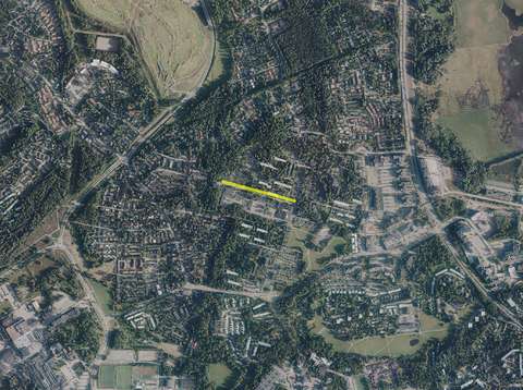 Ilmakuvaotteeseen merkitty kadun sijainti.