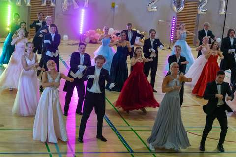 Vanhojen tanssit syksy 2021