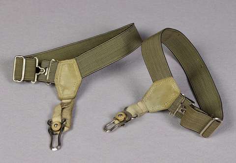 Metsänvihreät miesten sukkanauhat.