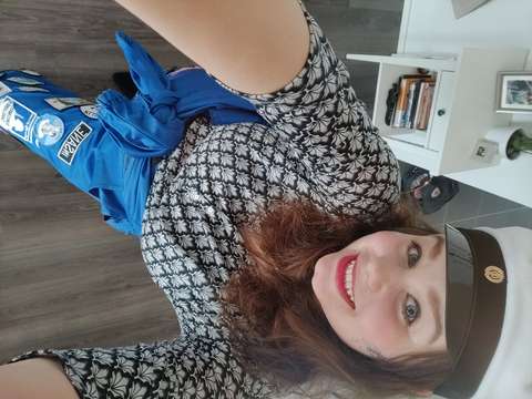 Viherlaakson lukion alumni Ella Jokela.