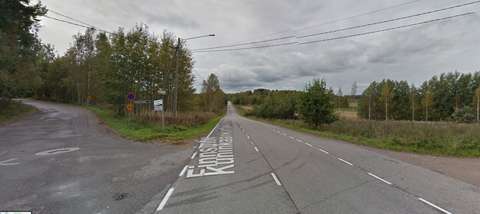 Photograph of the junction of Kuninkaankartanontie and Finnsintie.