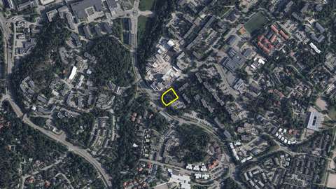Aerial view with the construction area marked with a yellow line.