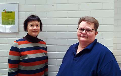 Rektor Leila Tuominen och serviceansvariga Marjo Nylund.
