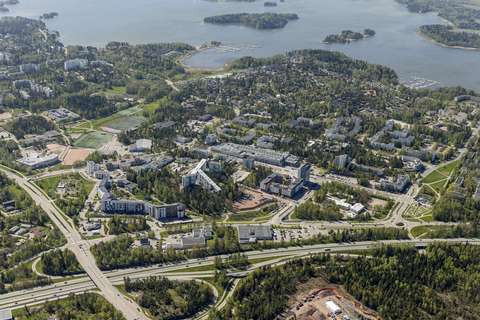 Espoonlahti, houses and streets.