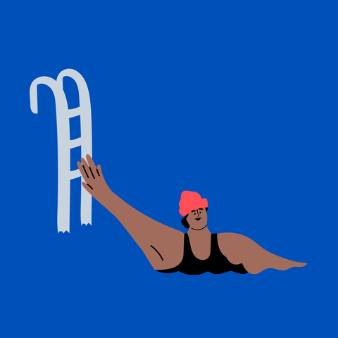 Vedessä oleva uimari pitää kiini uimarappusista.