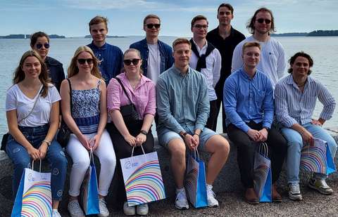 Valokuva talouspalvelujen kesätyöntekijöistä