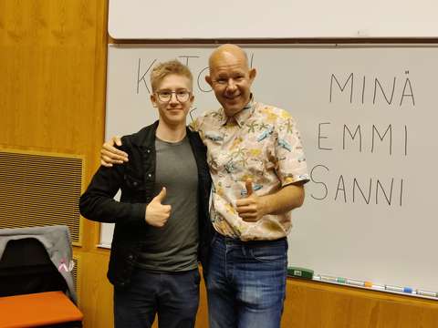 opiskelija ja Kaj Kunnas 