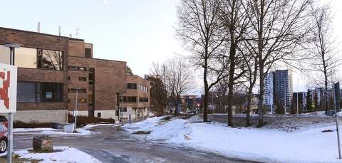 Yrkeshögskolan Laureas campus i Alberga ligger intill goda trafikförbindelser.