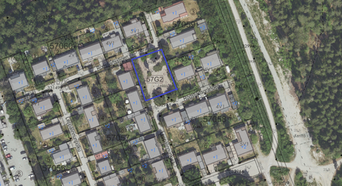 Suunnittelualue on merkitty ilmakuvaotteeseen sinisellä rajausviivalla.