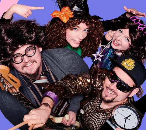 Lastenmusiikkiyhtye Megasakki.