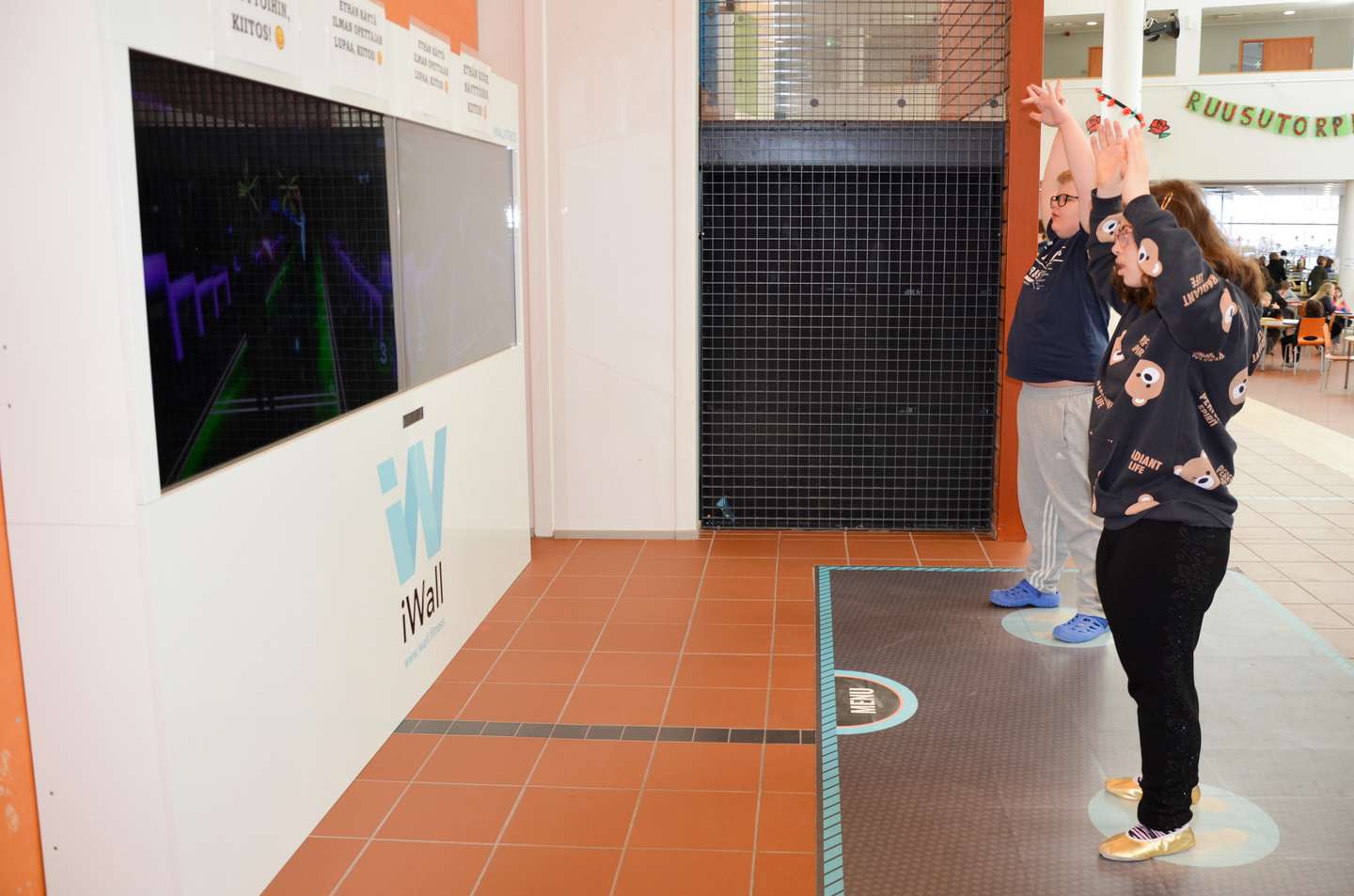 Play Exercise Compete Exercise games motivate children and develop motor skills: “A nice ...