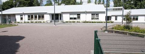 Päiväkodin rakennus ulkoapäin