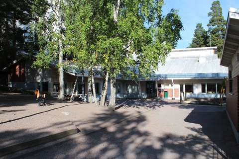 The daycare centre's building from the outside.