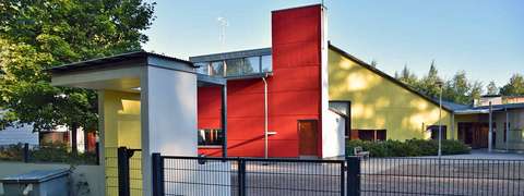 Westendinpuiston päiväkodin piha. 