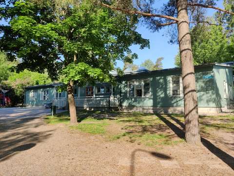 The daycare centre's building from the outside