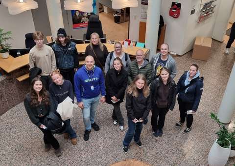 Nuoria opettajien kanssa Ålandissa.