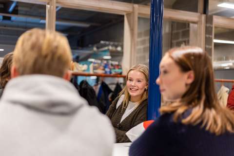 Opiskelu Etiksessä.