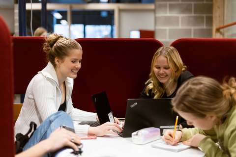 Kodin ja koulun yhteistyö on arvokasta.