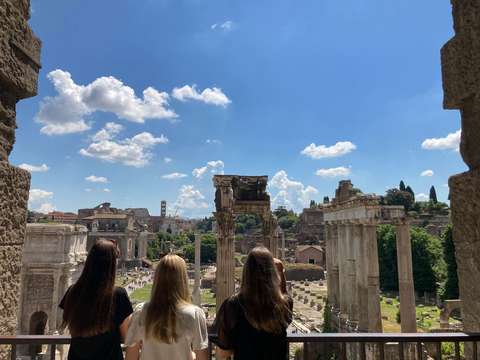 EYL opiskelijat Roomassa