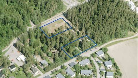 Ilmakuvaan on merkittynä, missä kohtaa kaavoitettavat tontit sijaitsevat korttelissa.