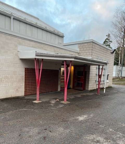 Esiopetusyksikön rakennus ulkoapäin.