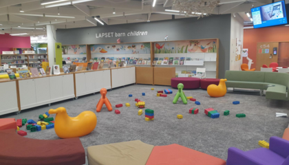 The children's play area of the Iso Omena Library before the renovations.