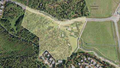 Ilmakuvaan on merkitty kaava-alue.